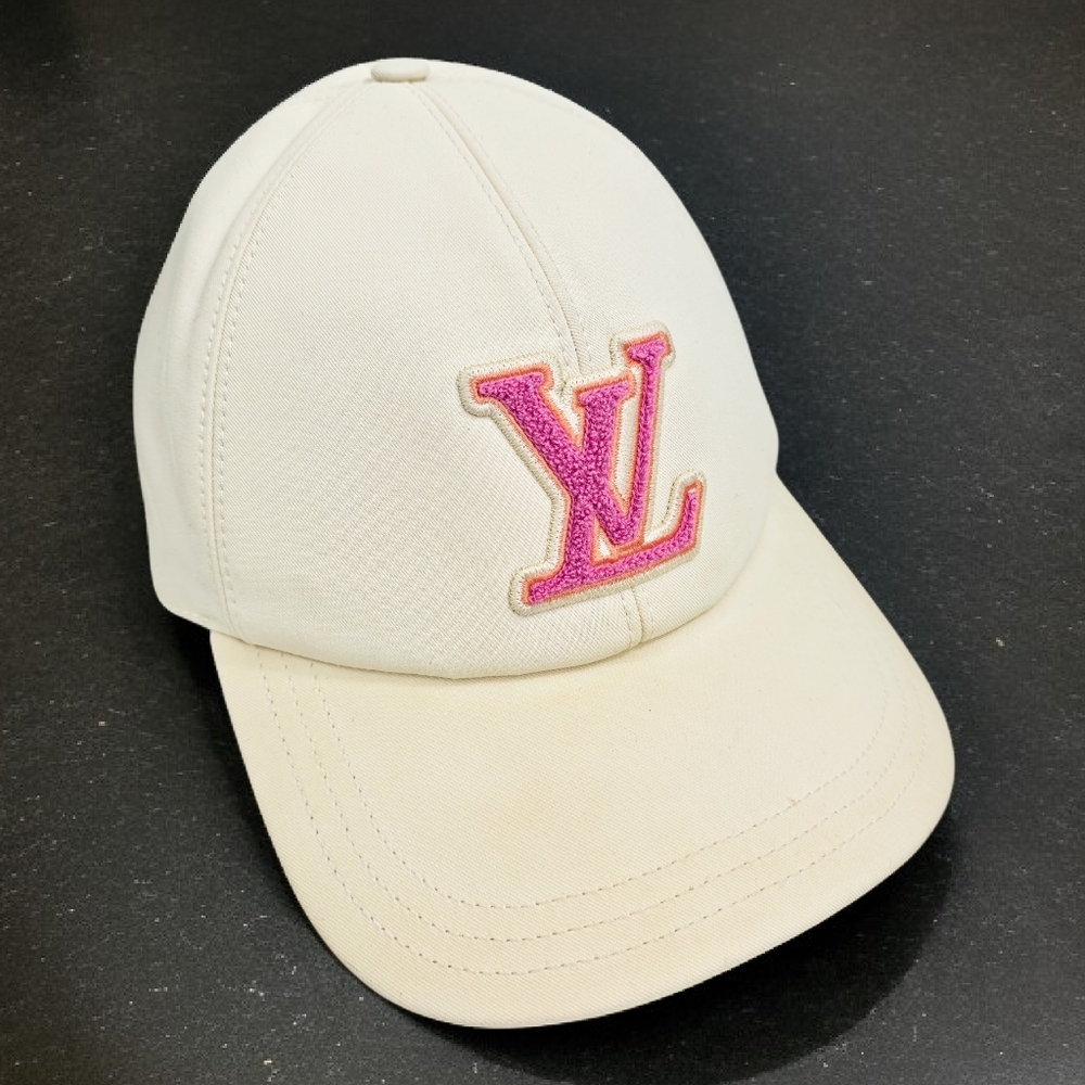 ✨️Authentic Louis Vuitton Signature Cap with Pink Lv Logo - Picture 3 of 16